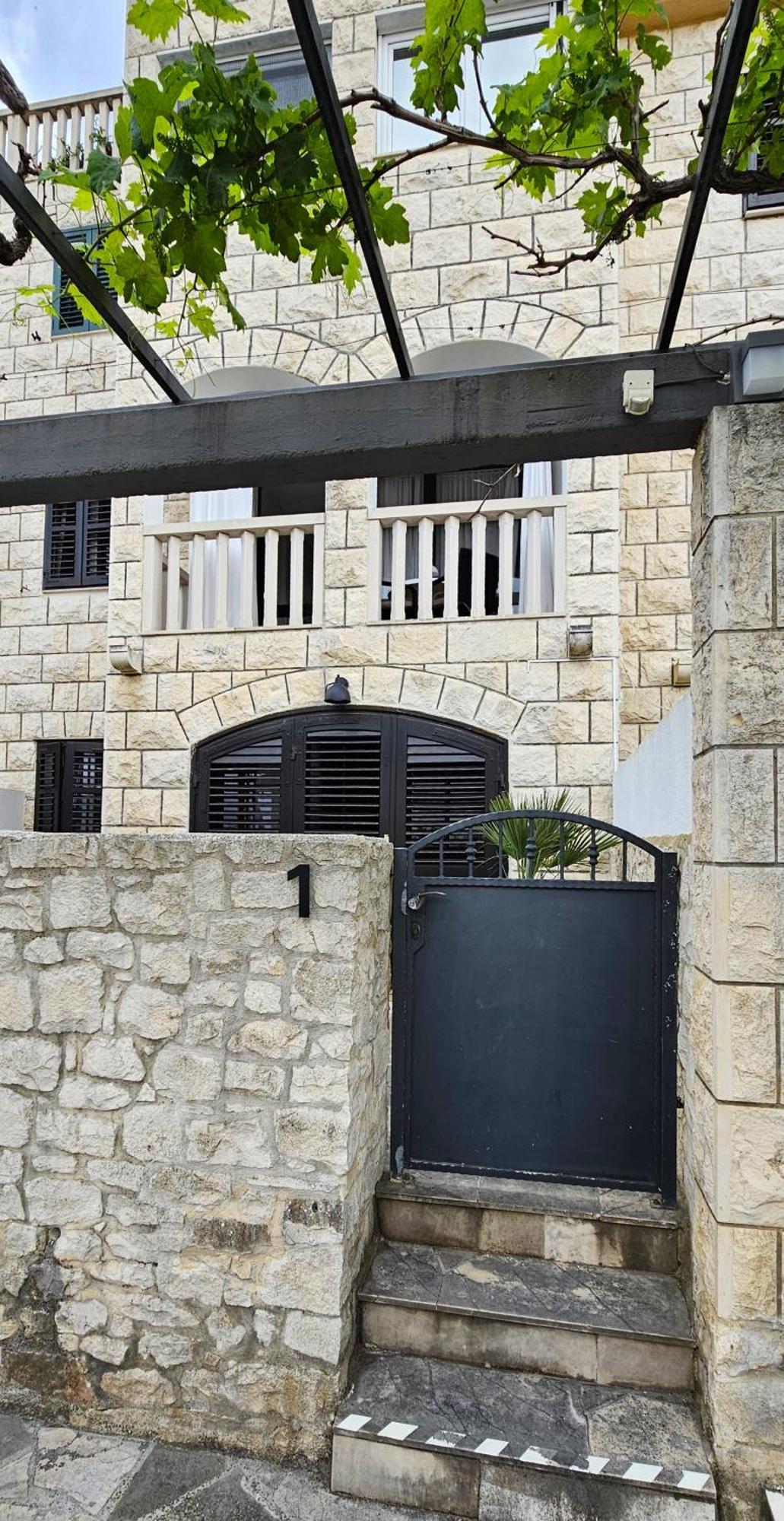 Apartments Ivana Sutivan Exterior photo
