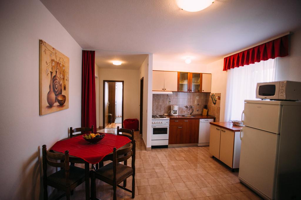 Apartments Ivana Sutivan Room photo